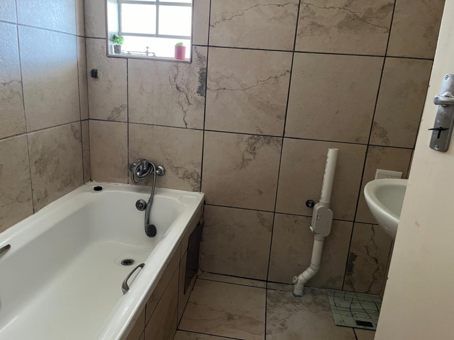 3 Bedroom Property for Sale in Waterkloof East North West